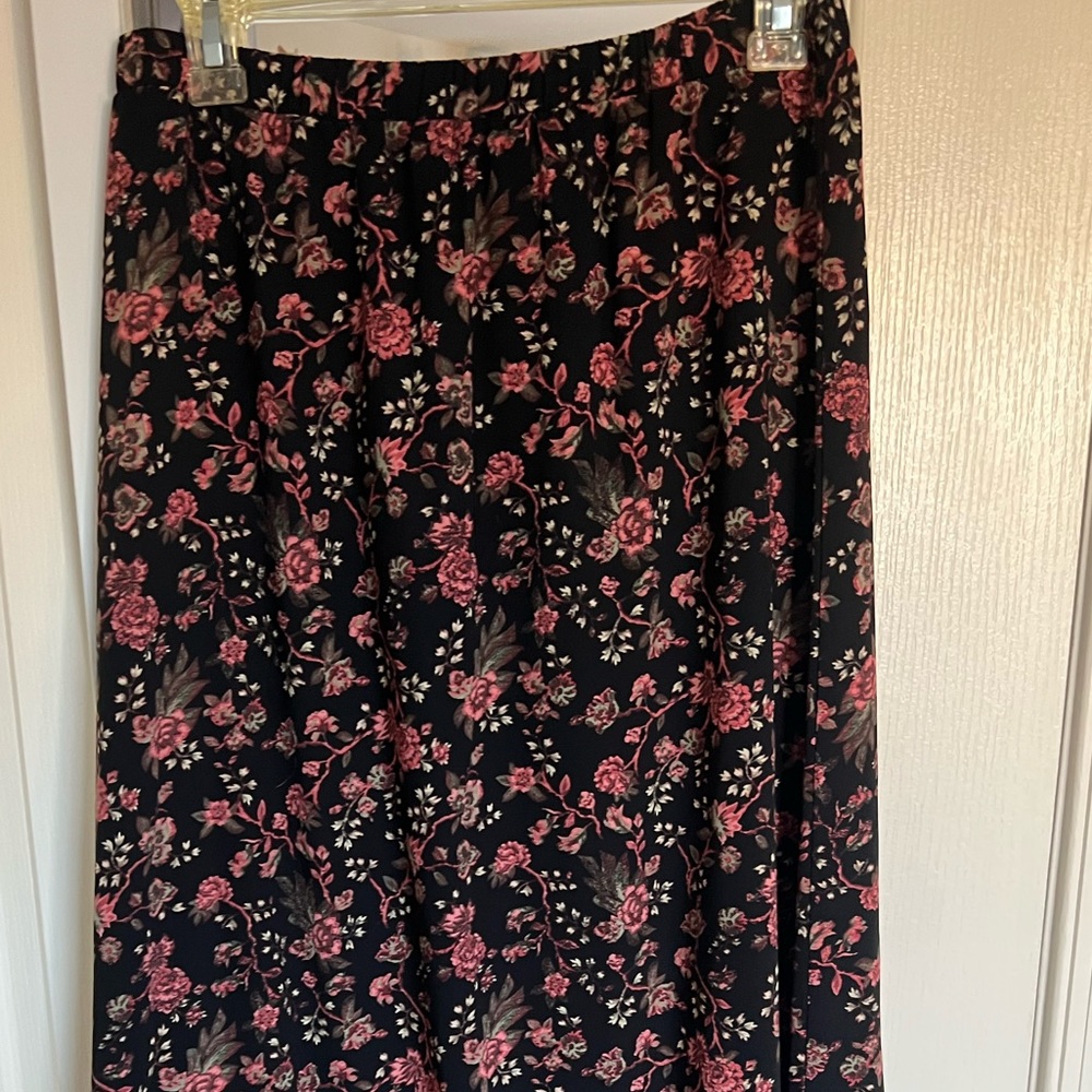 Black Floral Maxi Skirt